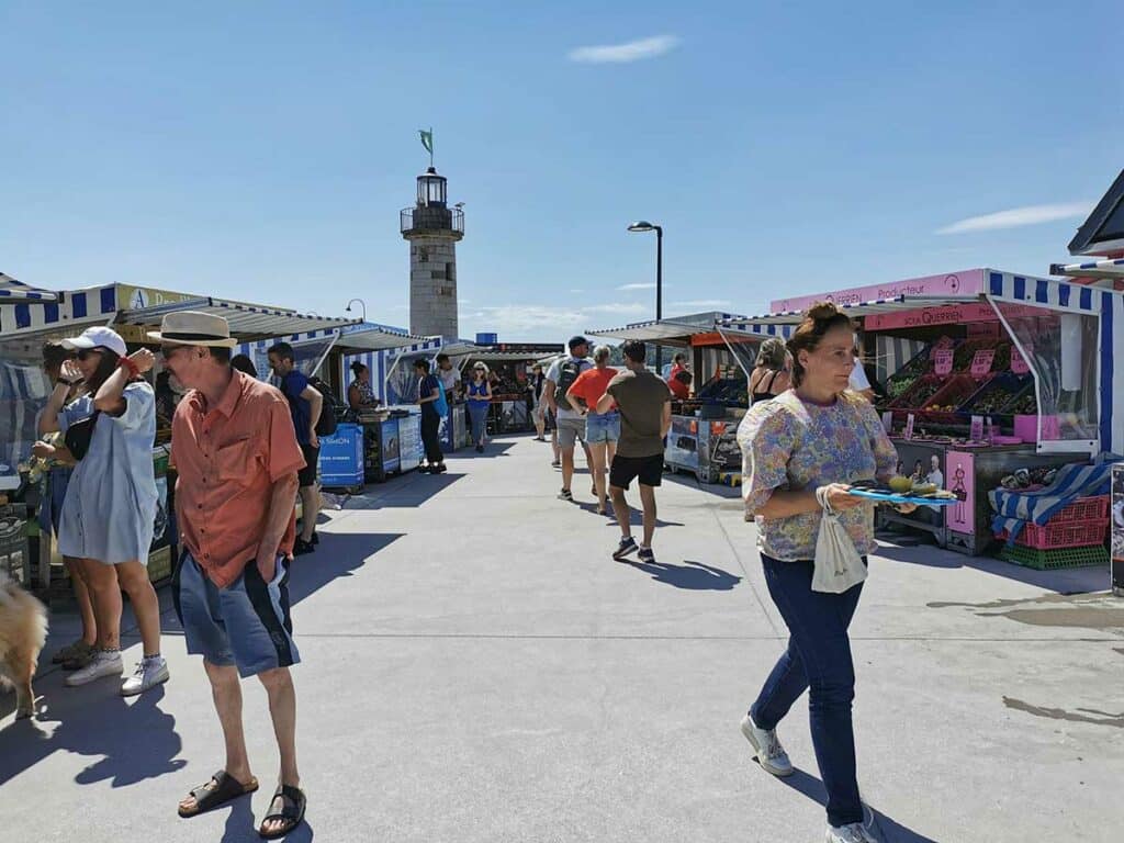 marché aux huîtres de Cancale